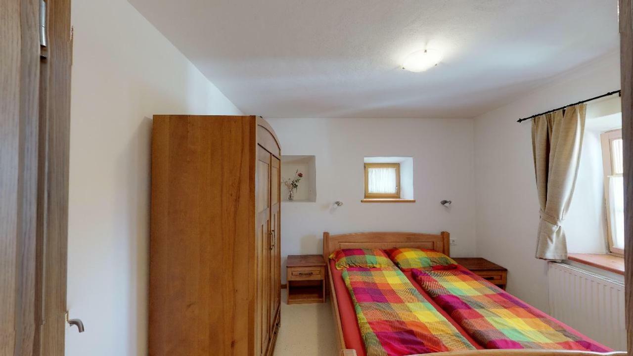 Apartmaji Pri Marodnu ボーヒニ エクステリア 写真