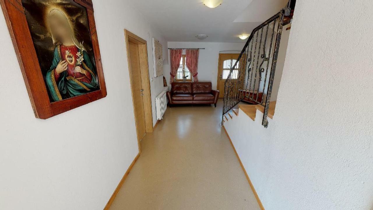 Apartmaji Pri Marodnu ボーヒニ エクステリア 写真